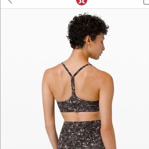 NWT Lululemon Flow Y Bra *Nula